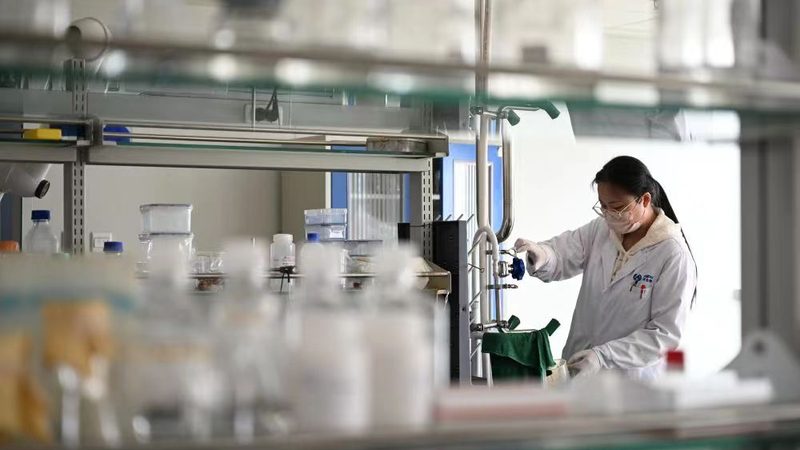 GMP认证制药设备：揭秘其重要性及选购要点
